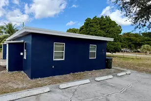 26 SW 10th Ave, Delray Beach, FL 33444 - Photo 3