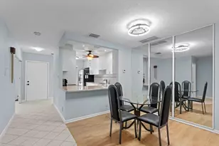 8555 Bella Vista Dr, Boca Raton, FL 33433 - Photo 5