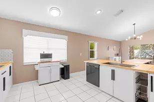 10217 Brookville Ln, Boca Raton, FL 33428 - Photo 9