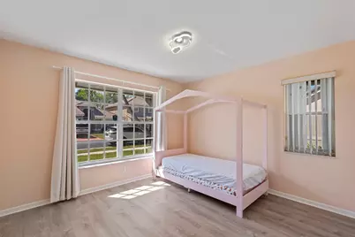 10217 Brookville Lane, Boca Raton, FL 33428 - Photo 13