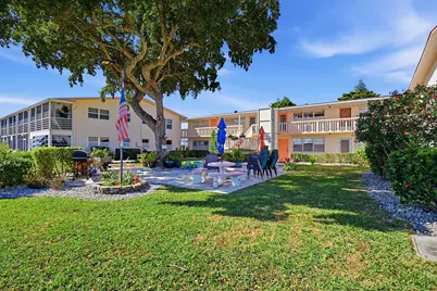 47 Berkshire B Crescent #B, West Palm Beach, FL 33417 - Photo 17