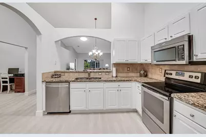 8591 Logia Circle, Boynton Beach, FL 33472 - Photo 13