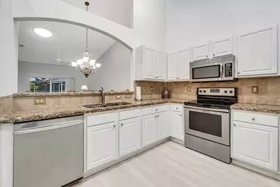 8591 Logia Circle, Boynton Beach, FL 33472 - Photo 11