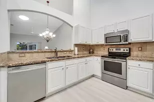 8591 Logia Cir, Boynton Beach, FL 33472 - Photo 11