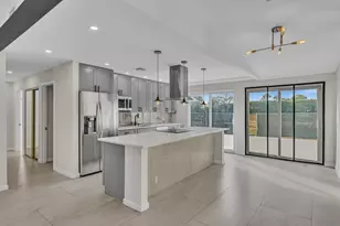 8316 Huntsman Pl, Boca Raton, FL 33433 - Photo 15