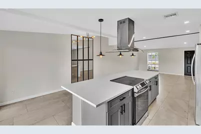 8316 Huntsman Place, Boca Raton, FL 33433 - Photo 21