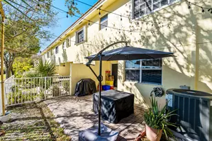 948 Imperial Lake Rd, West Palm Beach, FL 33413 - Photo 35