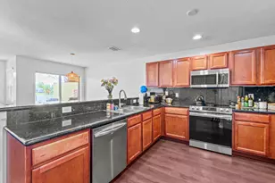 948 Imperial Lake Rd, West Palm Beach, FL 33413 - Photo 9