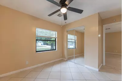 7370 Sunny Hills Terrace, Lake Worth, FL 33462 - Photo 15