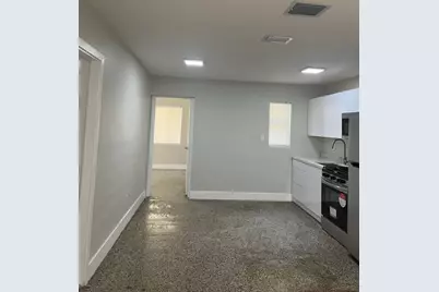 2102 Delaware Avenue, Fort Pierce, FL 34950 - Photo 9