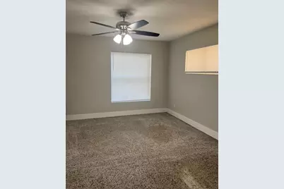 2102 Delaware Avenue, Fort Pierce, FL 34950 - Photo 3