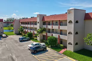 2751 E Sunrise Lakes Dr, Sunrise, FL 33322 - Photo 19