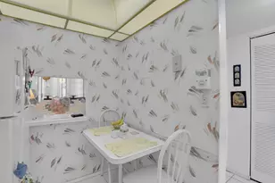 2751 E Sunrise Lakes Dr, Sunrise, FL 33322 - Photo 7