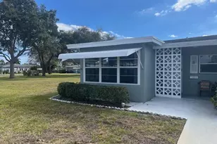 910 S South Dr, Delray Beach, FL 33445 - Photo 1
