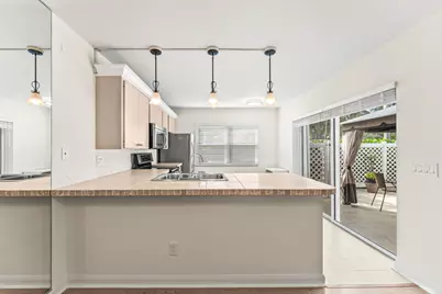 3136 Kingston Court, West Palm Beach, FL 33409 - Photo 11