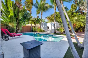 137 Edgewood Dr, West Palm Beach, FL 33405 - Photo 7