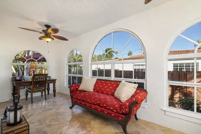 137 Edgewood Drive, West Palm Beach, FL 33405 - Photo 7