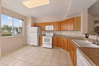 11018 Legacy Drive #103, Palm Beach Gardens, FL 33410 - Photo 7
