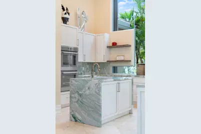 1811 Breakers West Court, West Palm Beach, FL 33411 - Photo 9
