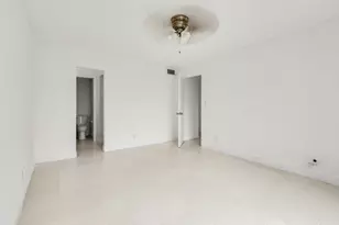 5816 S Bond Dr, West Palm Beach, FL 33415 - Photo 15