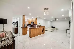 1409 NW 58th Ave, Margate, FL 33063 - Photo 9