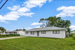 2016 Avenue S, Riviera Beach, FL 33404 - Photo 5