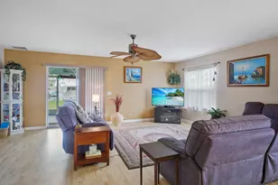 48 Mariposa Ln, Port Saint Lucie, FL 34952 - Photo 5