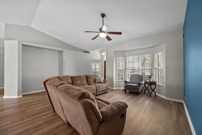 115 Silver Bell Crescent, Royal Palm Beach, FL 33411 - Photo 5