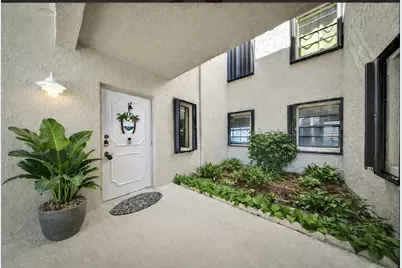 3206 S Lakeview Circle #1101, Fort Pierce, FL 34949 - Photo 7