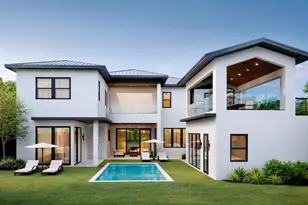 256 Alhambra Pl, West Palm Beach, FL 33405 - Photo 13