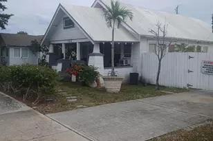 522 49th St, West Palm Beach, FL 33407 - Photo 1