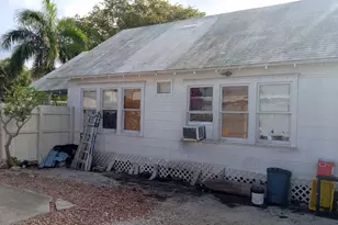 522 E 49th St, West Palm Beach, FL 33407 - Photo 3