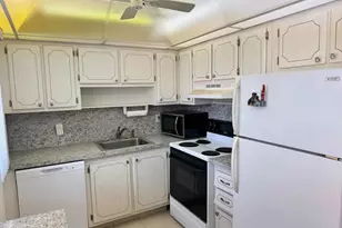 277 Seville L, Delray Beach, FL 33446 - Photo 5