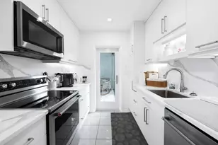 180 Isle Of Venice Dr, Fort Lauderdale, FL 33301 - Photo 9