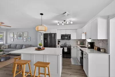 110 NE 30th Street, Pompano Beach, FL 33064 - Photo 7