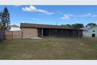 172 SW Crescent Avenue, Port Saint Lucie, FL 34984 - Photo 3