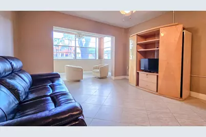 3140 Holiday Springs Boulevard #9-101, Margate, FL 33063 - Photo 3