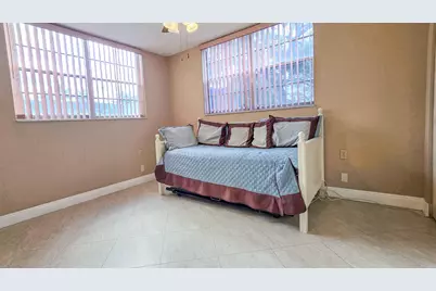 3140 Holiday Springs Boulevard #9-101, Margate, FL 33063 - Photo 9