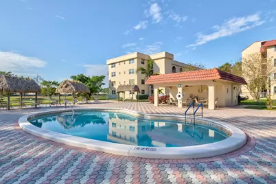 3140 Holiday Springs Boulevard #9-101, Margate, FL 33063 - Photo 17