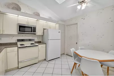 5900 Sunswept Lane #A, Boynton Beach, FL 33437 - Photo 7