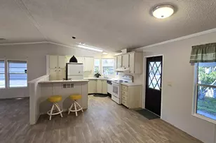 5680 Hemingway Ct, Fort Pierce, FL 34982 - Photo 7