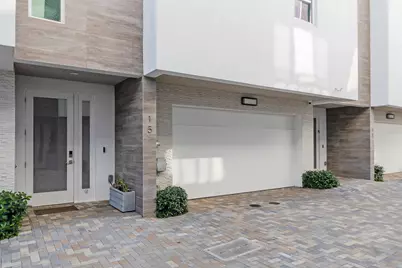 15 SE 11th Avenue, Fort Lauderdale, FL 33301 - Photo 1