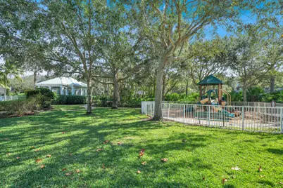 285 E Bay Cedar Circle, Jupiter, FL 33458 - Photo 37