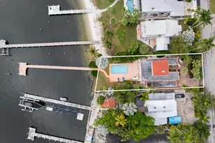 114 S Lake Dr, Lantana, FL 33462 - Photo 1