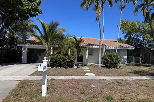 1385 NW 6th St, Boca Raton, FL 33486 - Photo 1