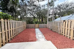 799 Hill Dr, West Palm Beach, FL 33415 - Photo 19