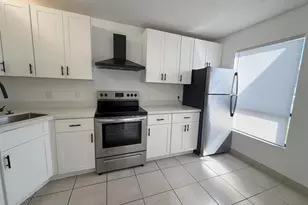 799 Hill Dr, West Palm Beach, FL 33415 - Photo 7