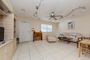98 Waterford E, Delray Beach, FL 33446 - Photo 3