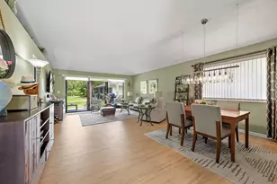 835 Club Dr, Palm Beach Gardens, FL 33418 - Photo 5