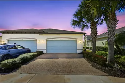 11554 SW Lake Park Drive, Port Saint Lucie, FL 34987 - Photo 3